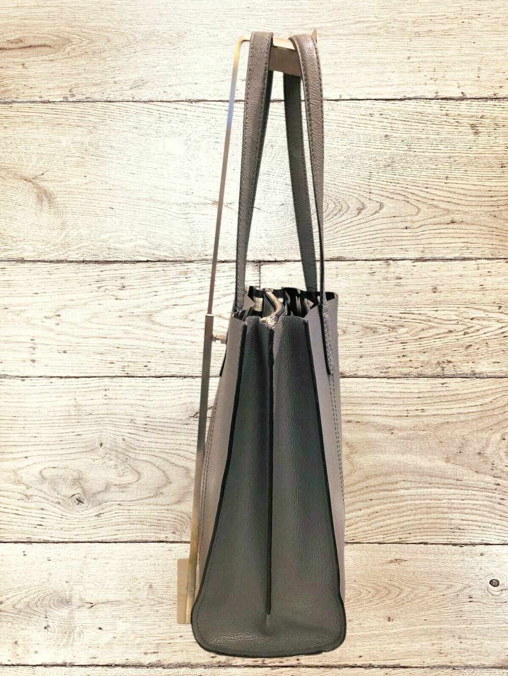 Marc Jacobs Charcoal Gray Leather Tote Black White Graphic Leather Interior - Picture 3 of 13